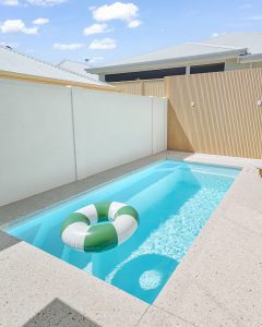 Amalfi 5.2m x 2.8m Alpine White Shimmer_08