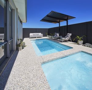 Sorrento_7-1m_x_2-8m_Alpine-White-Shimmer-lake-coogee_04