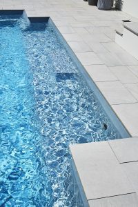 majestic-7-5-m-hampton-grey-shimmer-claremont-11