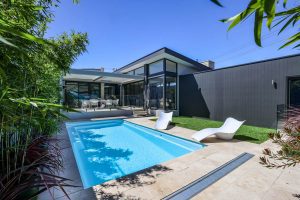 monaco-8.5-3.8m-alpine-white-shimmer-sa-galleryimage-5