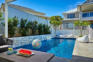 monaco-8.5m-jade-shimmer-doubleview-galleryimage-4