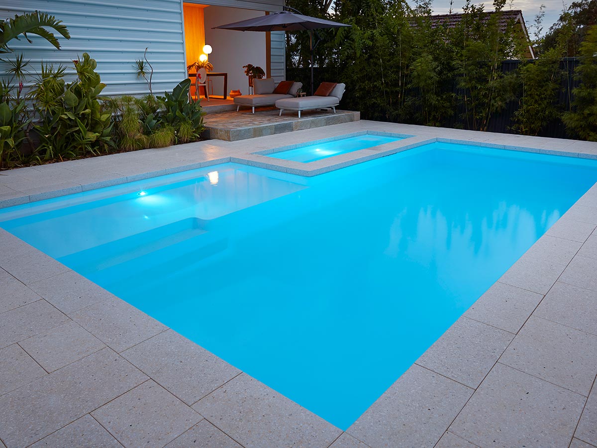 resort-8m-pool (3)