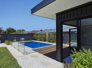 sunseeker-slimline-6.2m-3.5m-ocean-shimmer-atwell-8